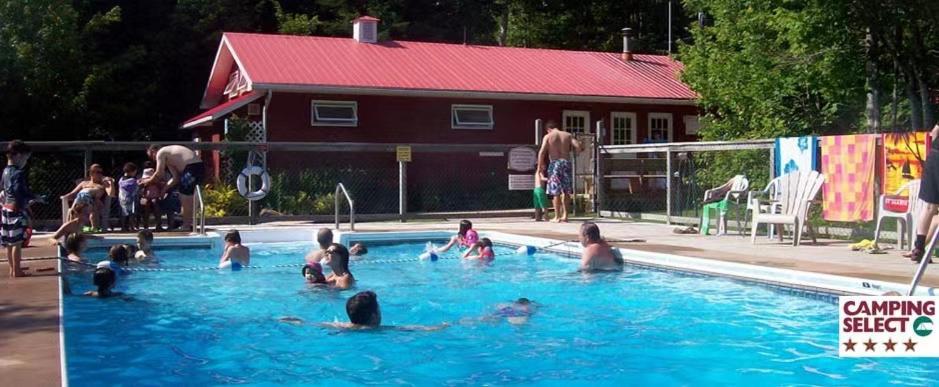 New Glasgow Highlands Campground Cabins Exterior foto